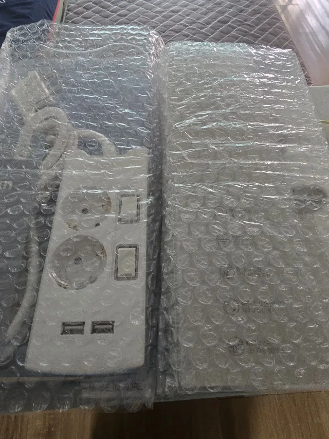 펜션과 풀빌라 객실 비치를 위해 포장된 써보니 USB 멀티탭